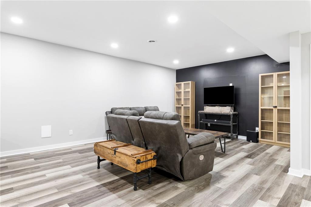 1005 Bridgeshire Drive