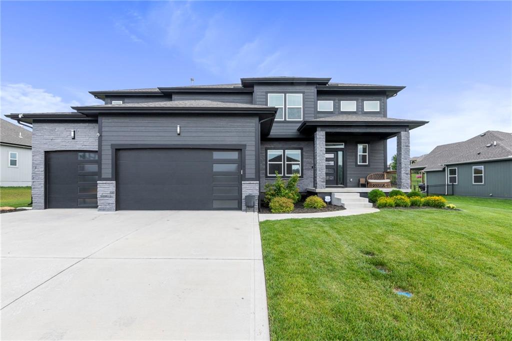 1005 Bridgeshire Drive