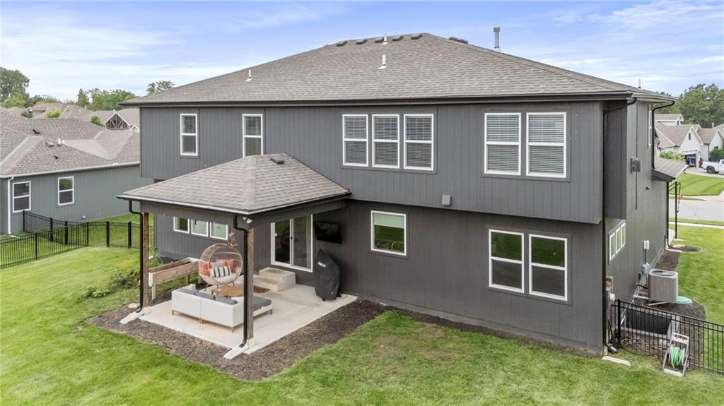1005 Bridgeshire Drive