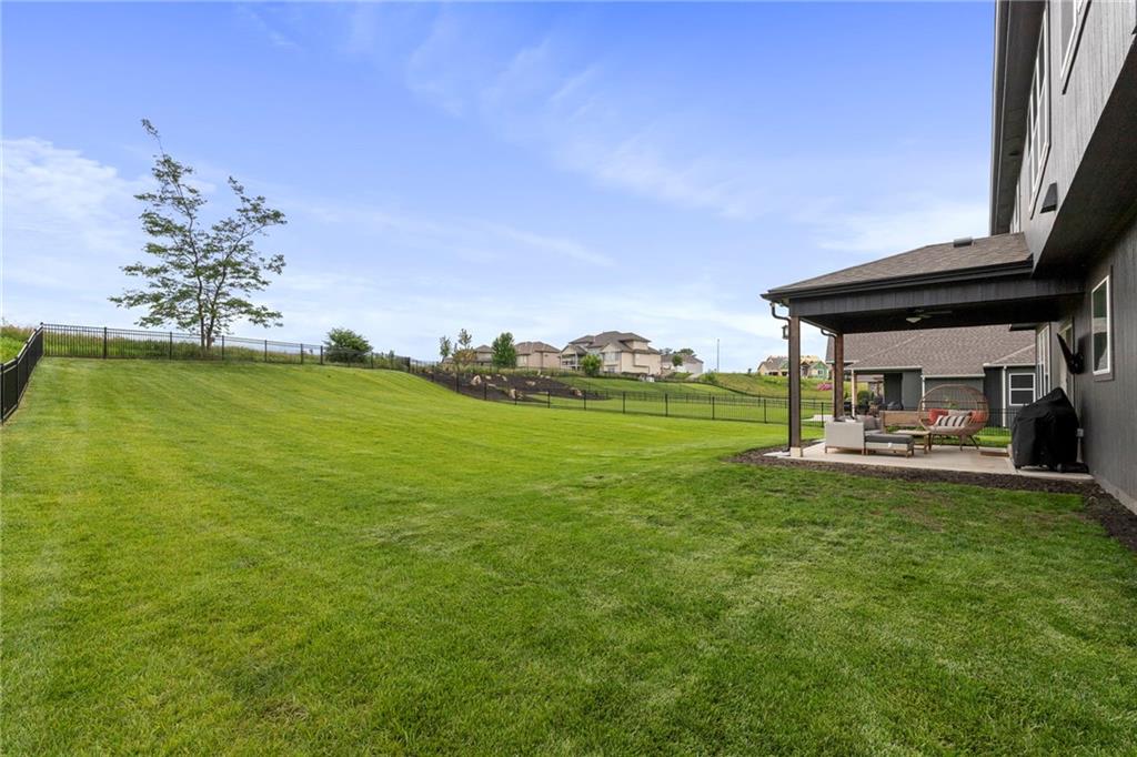 1005 Bridgeshire Drive