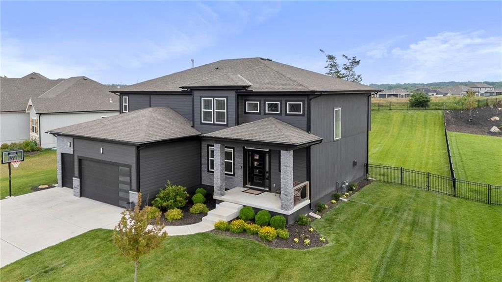 1005 Bridgeshire Drive