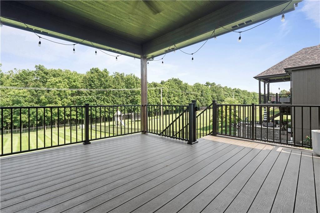 4529 LAKECREST Drive