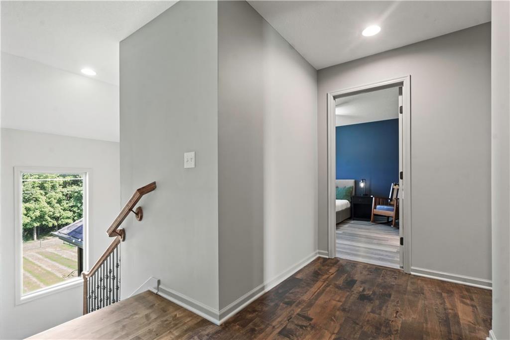 4529 LAKECREST Drive