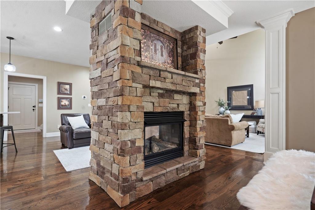 24901 W 91st Place