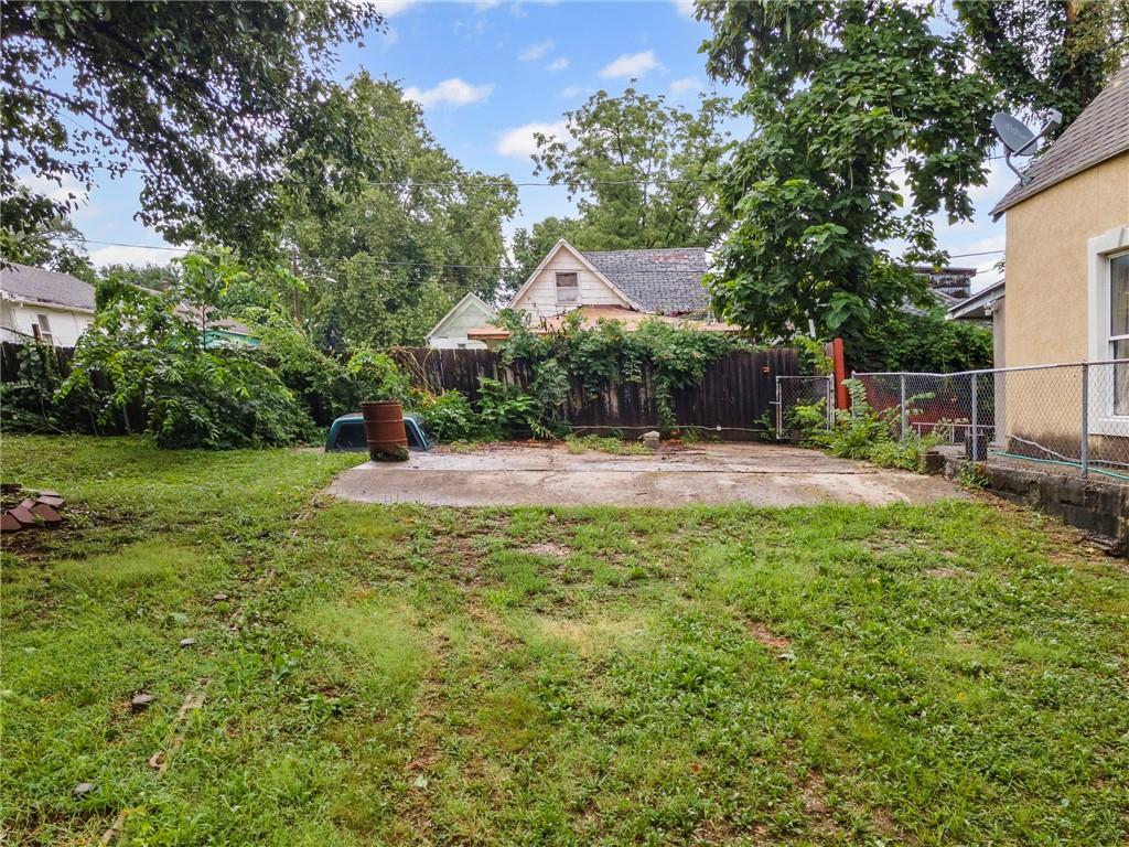 940 and 938 Tenny Avenue