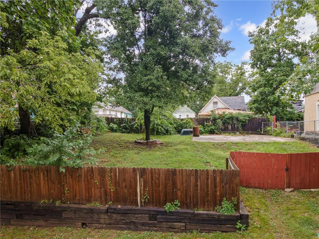 940 and 938 Tenny Avenue