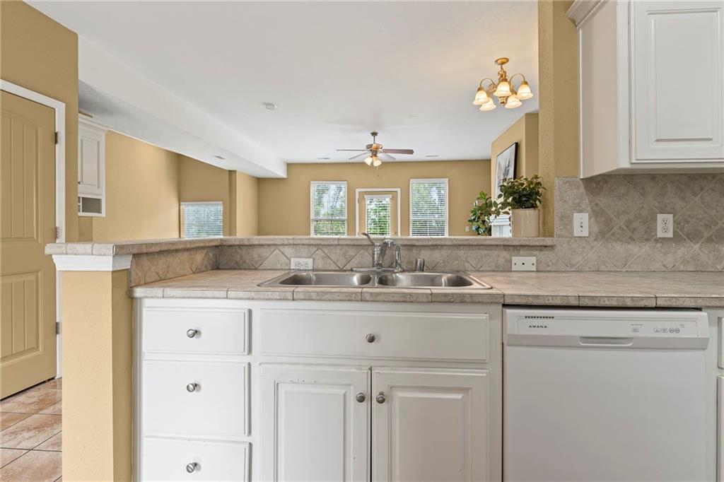 5245 Overland Drive Unit: C11