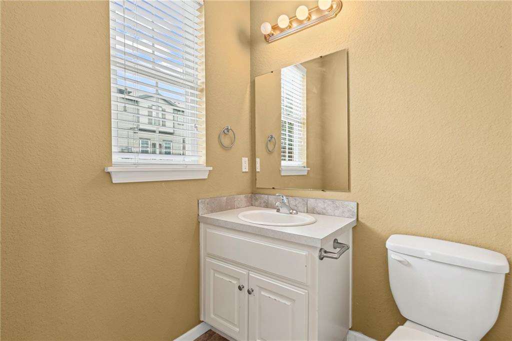 5245 Overland Drive Unit: C11