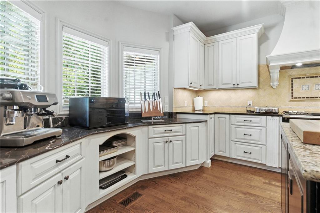 11210 Juniper Street