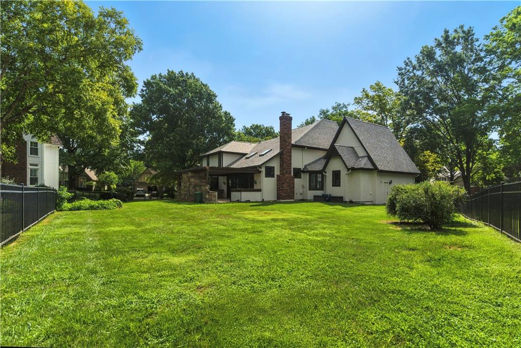 11210 Juniper Street