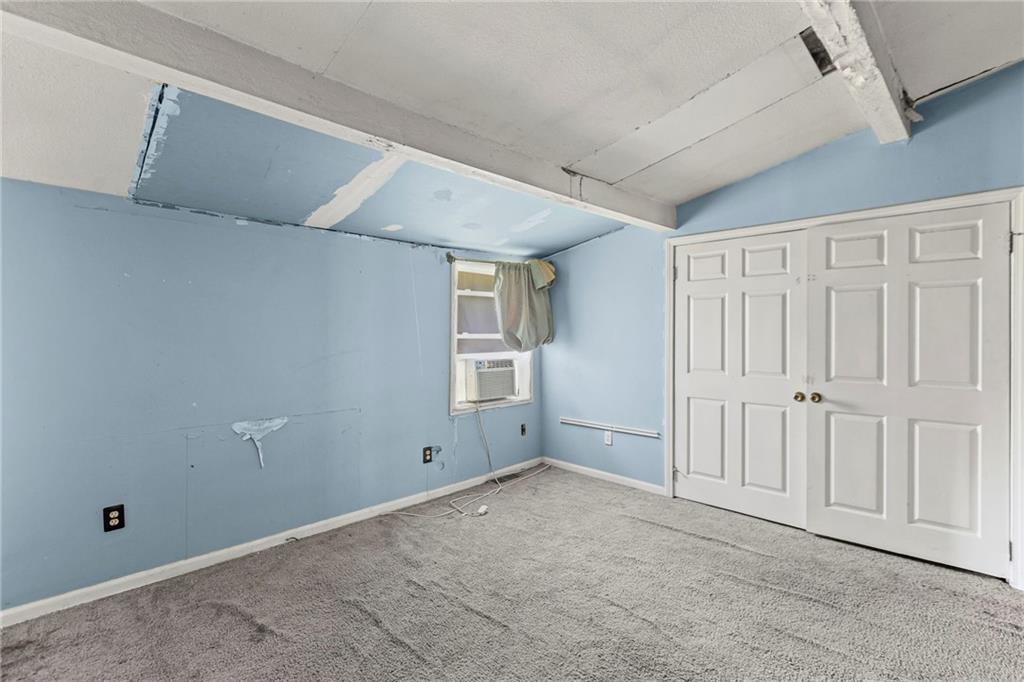 7816 N Broadway Street