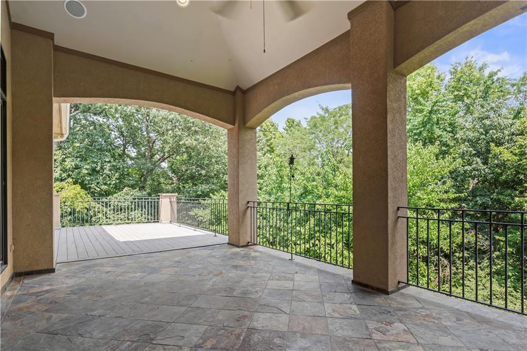 4501 N Hickory Lane