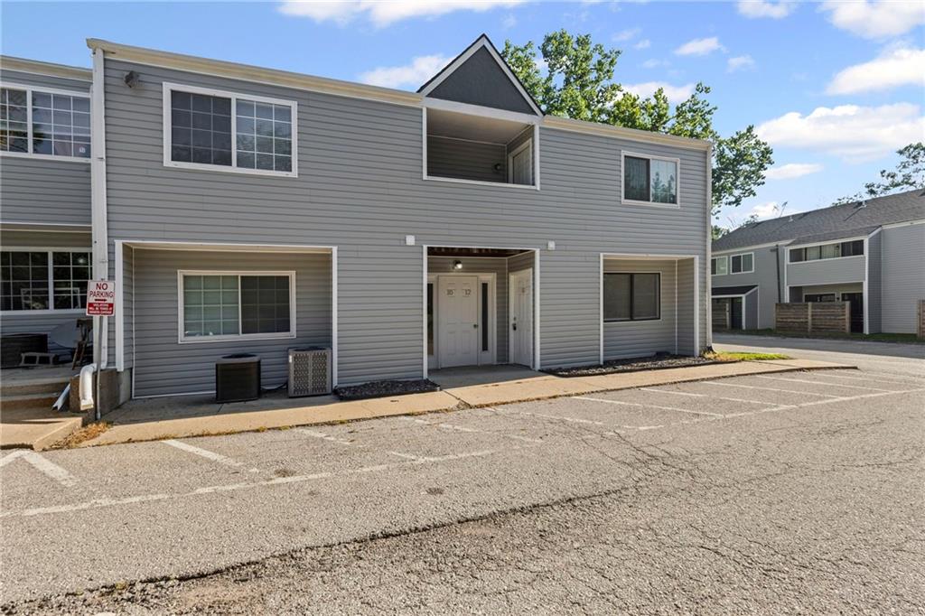 1502 W 25th Court Unit: D7