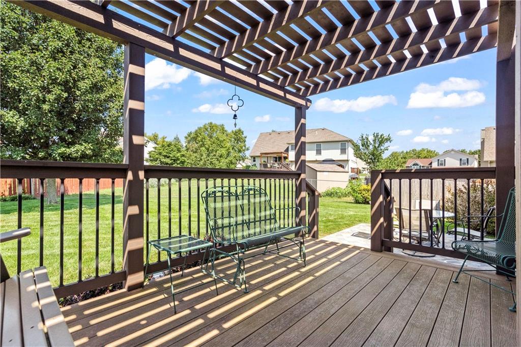 8120 N Myrtle Street