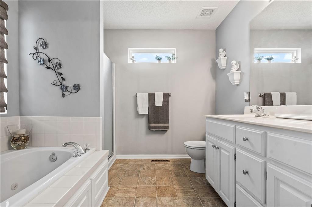 8120 N Myrtle Street