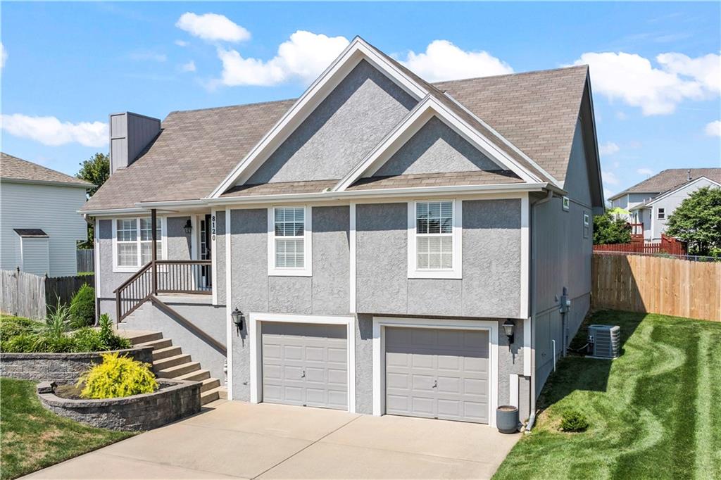 8120 N Myrtle Street