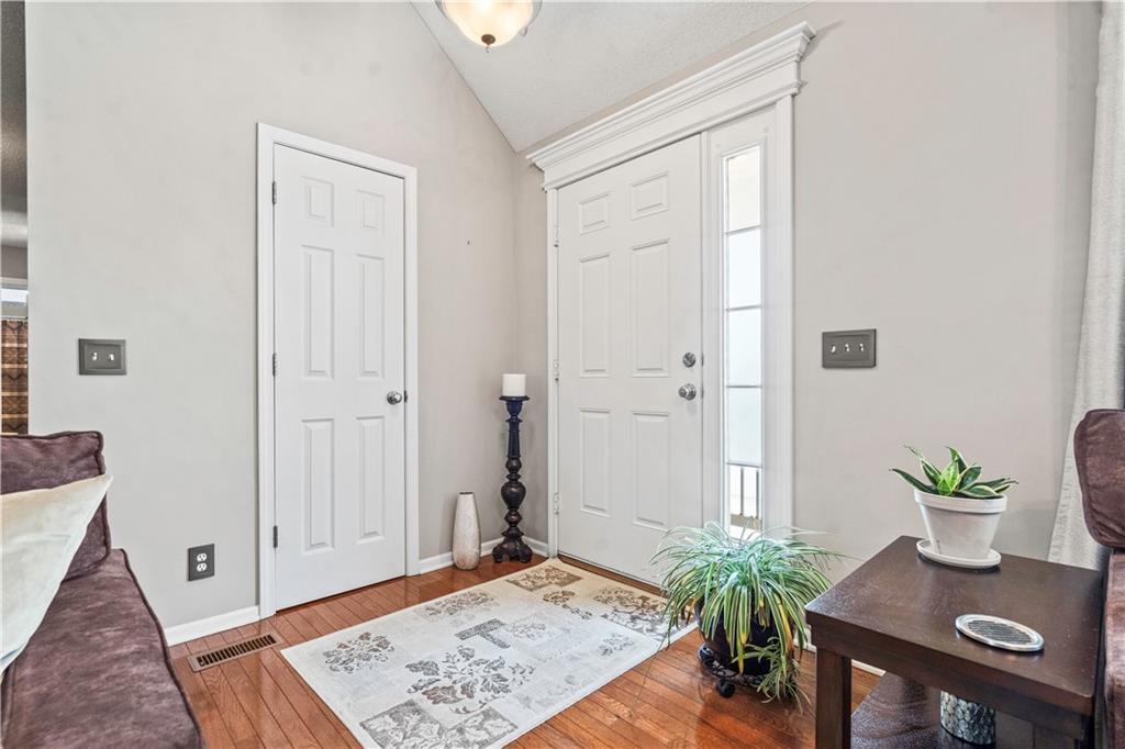 8120 N Myrtle Street