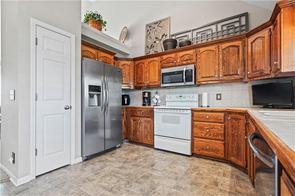 8120 N Myrtle Street