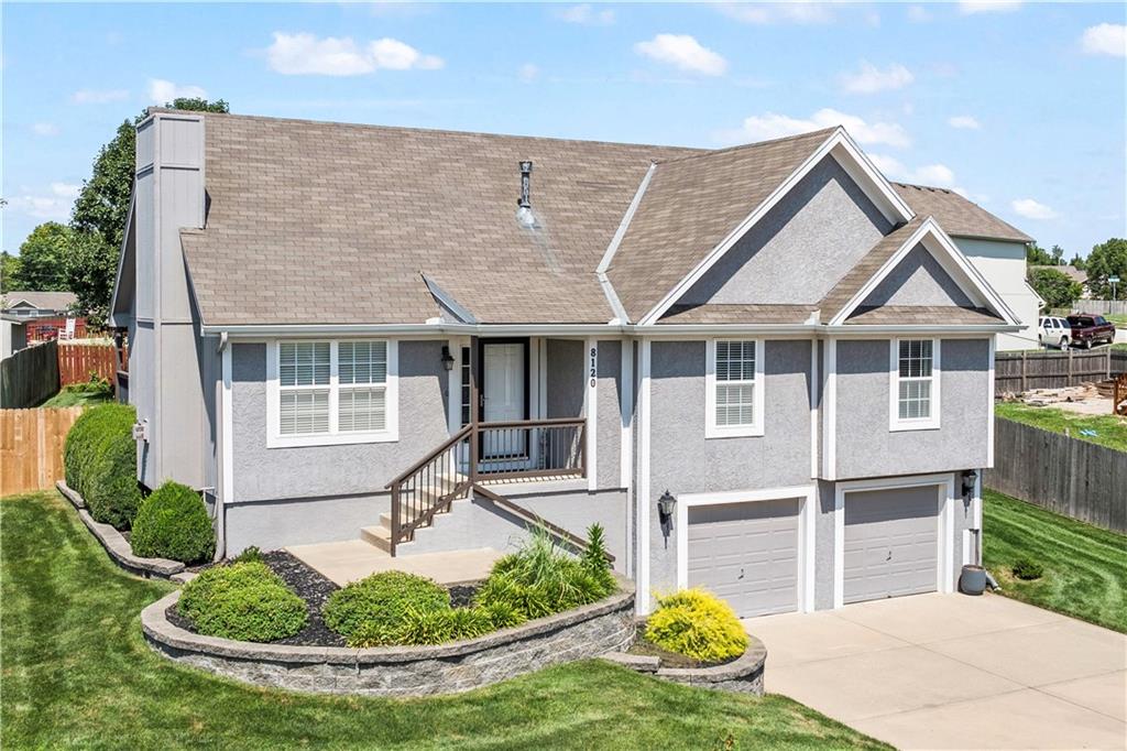 8120 N Myrtle Street