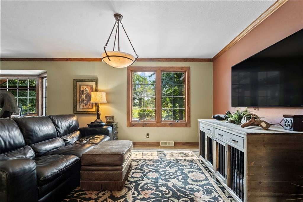 39410 W 151st Street