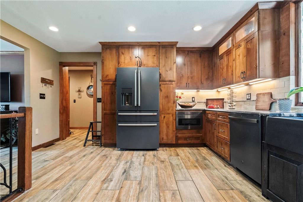 39410 W 151st Street