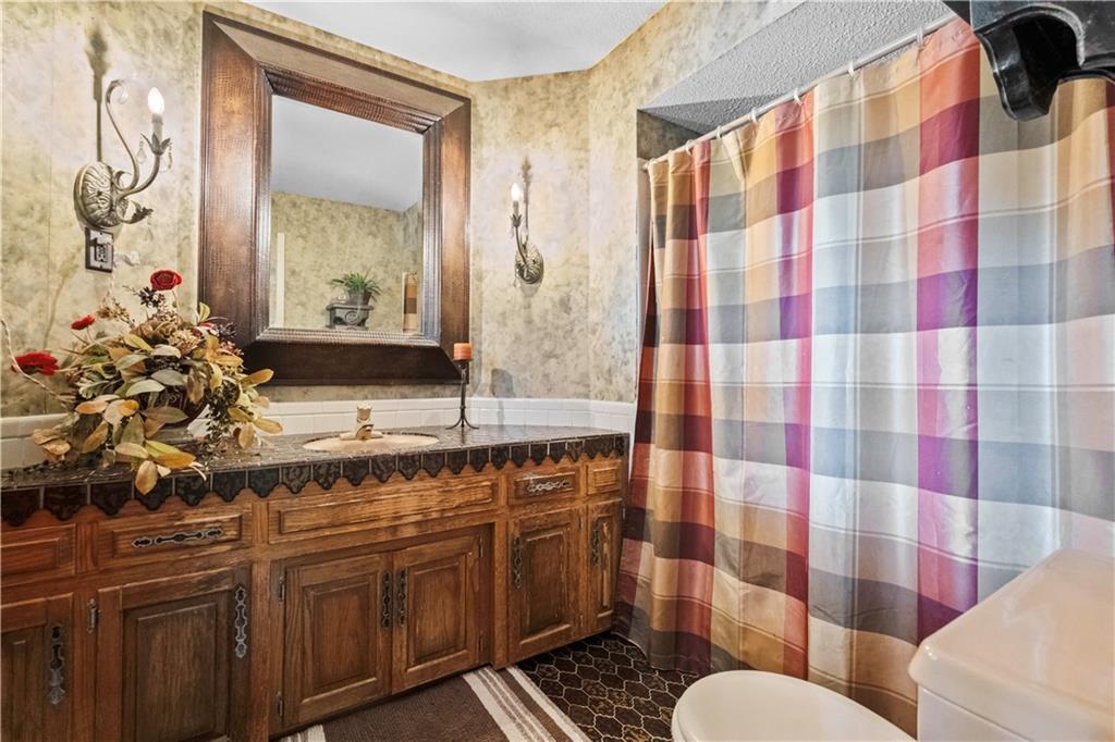 39410 W 151st Street