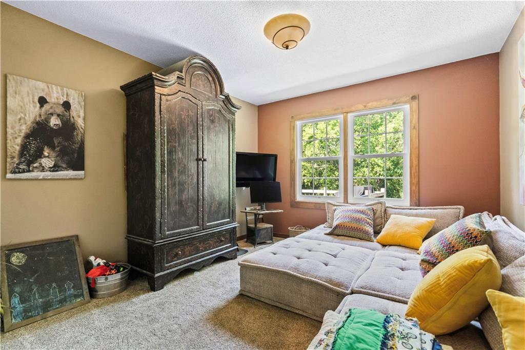 39410 W 151st Street