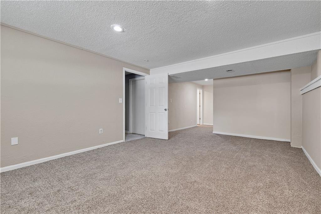 16304 W 125th Terrace