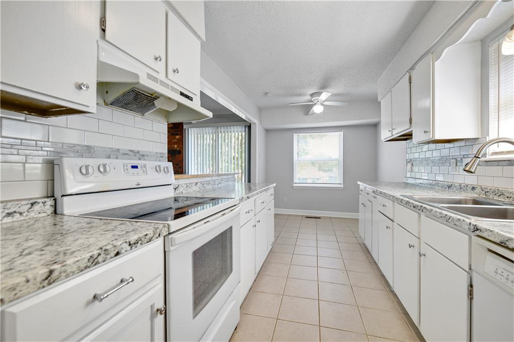 16304 W 125th Terrace