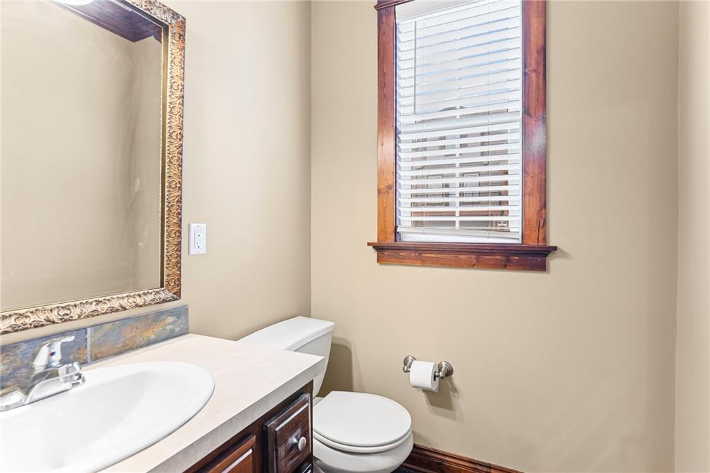 5245 Overland Drive Unit: D1