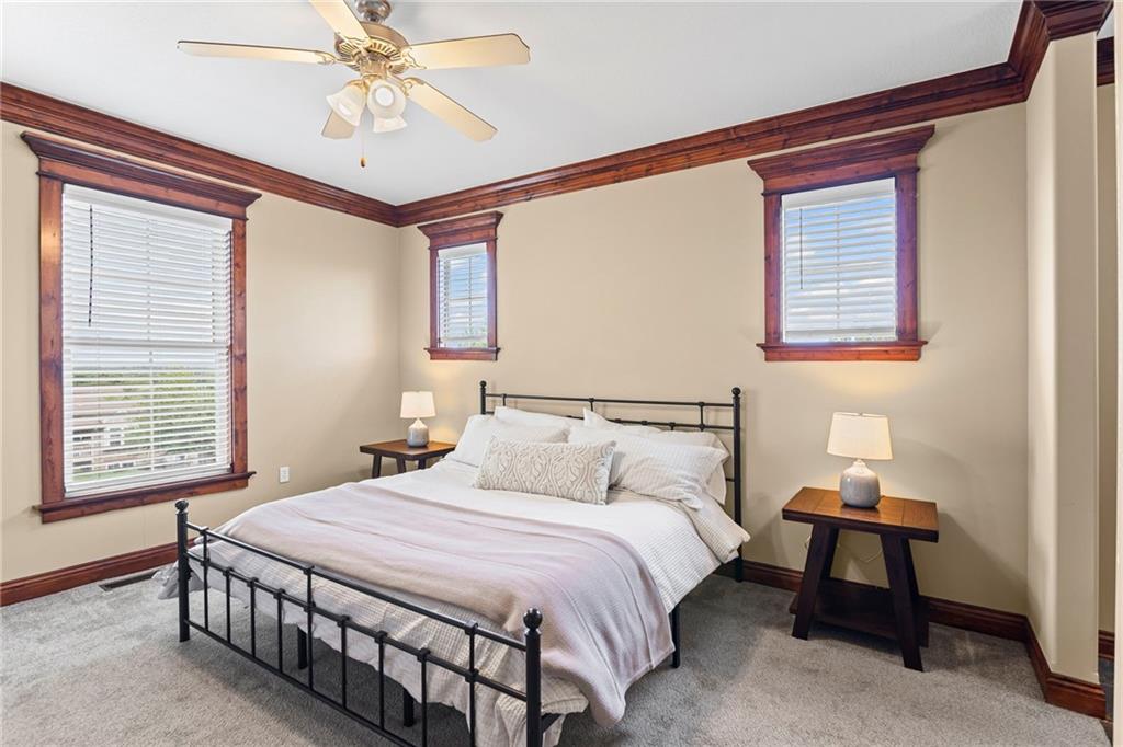 5245 Overland Drive Unit: D1