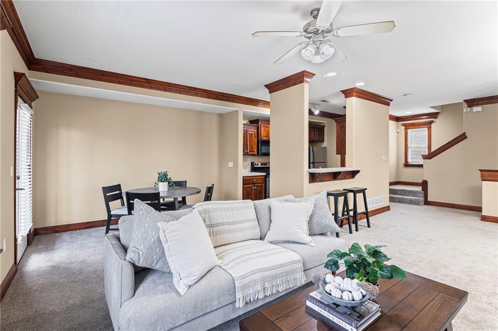 5245 Overland Drive Unit: D1