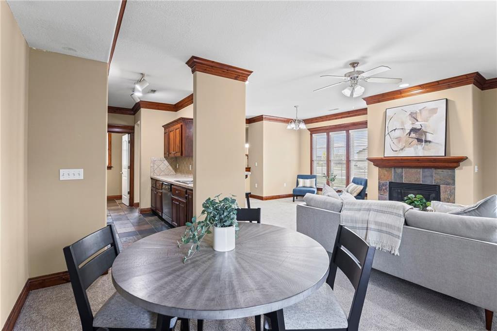 5245 Overland Drive Unit: D1