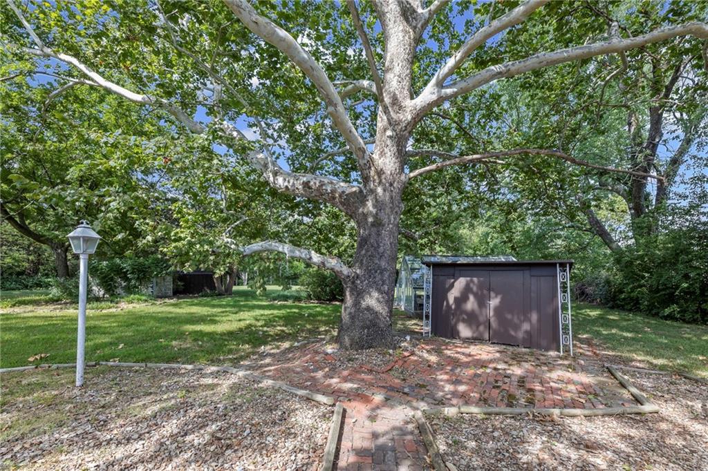 619 S Harrison Street