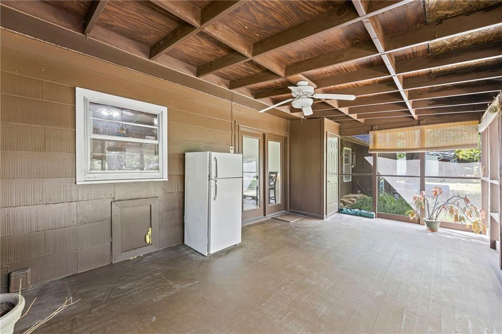 619 S Harrison Street