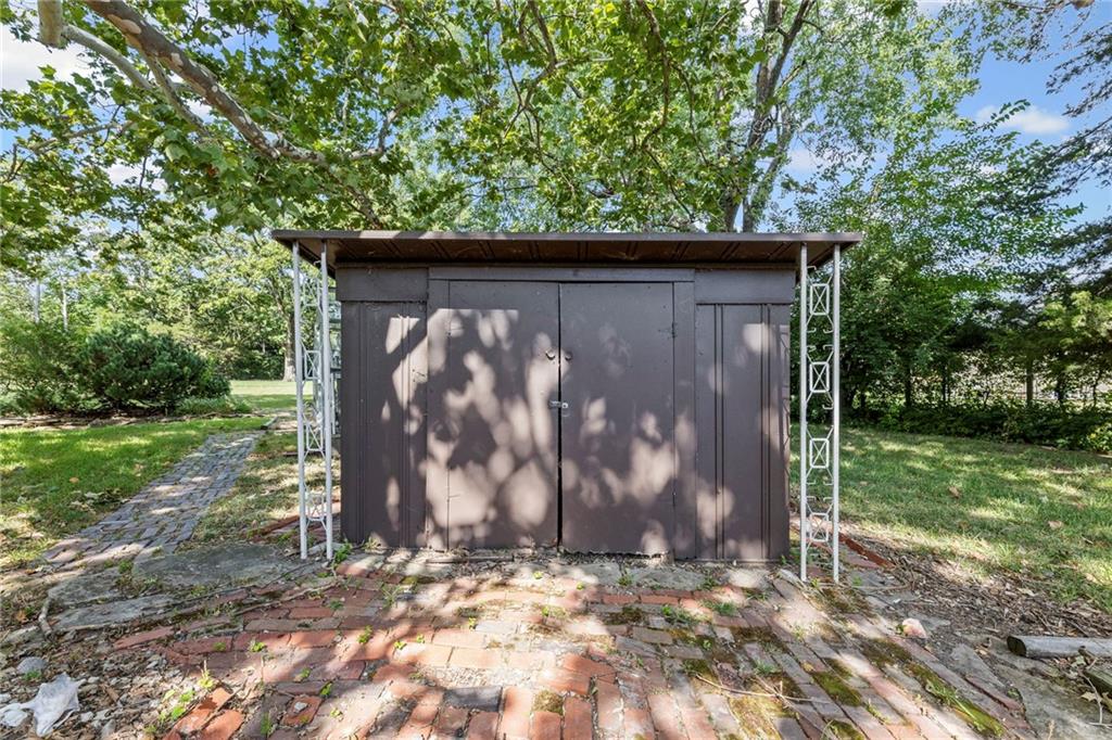 619 S Harrison Street