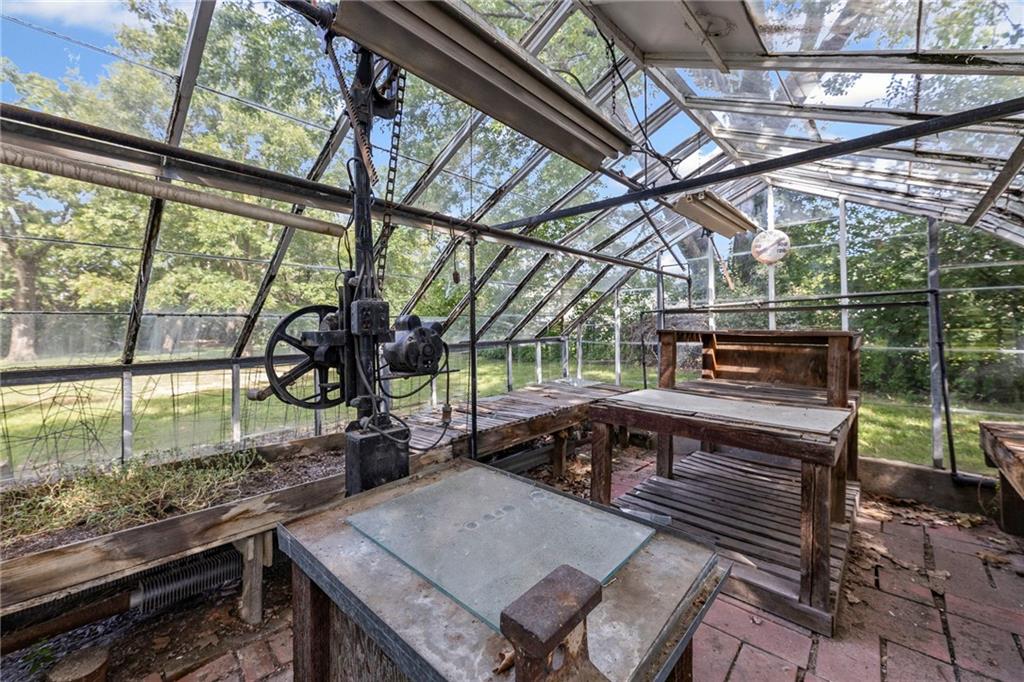 619 S Harrison Street