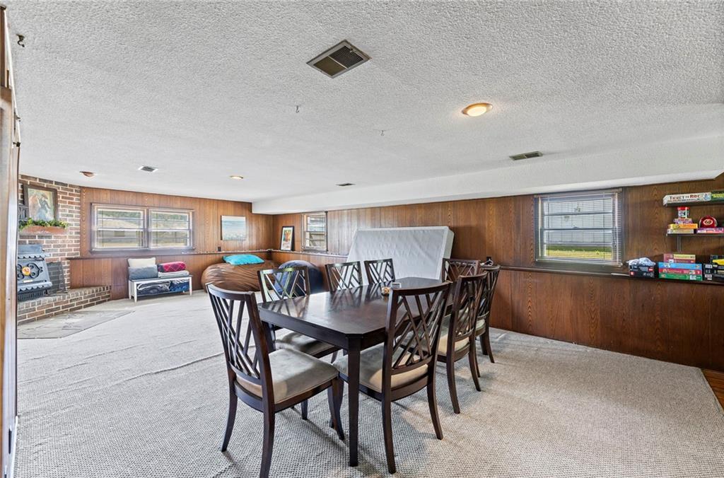 619 S Harrison Street