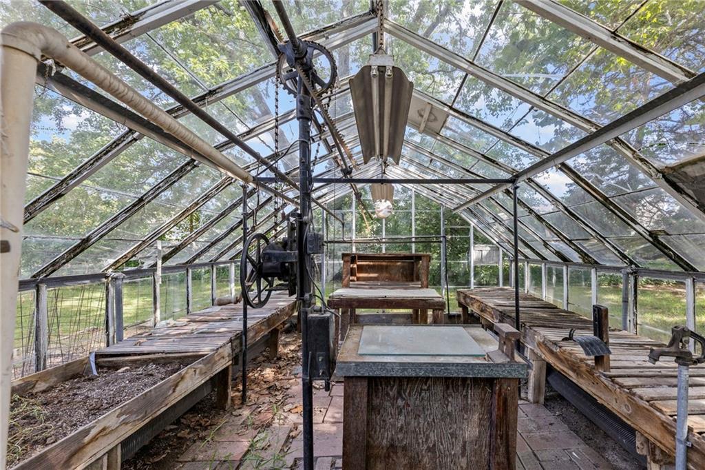 619 S Harrison Street