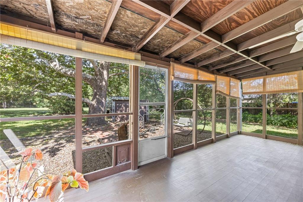 619 S Harrison Street