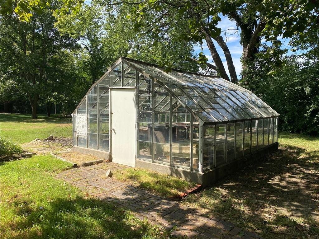 619 S Harrison Street