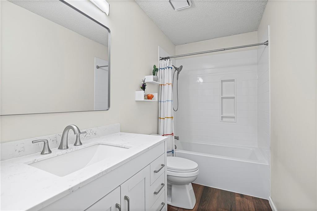 12496 S Shannan Circle