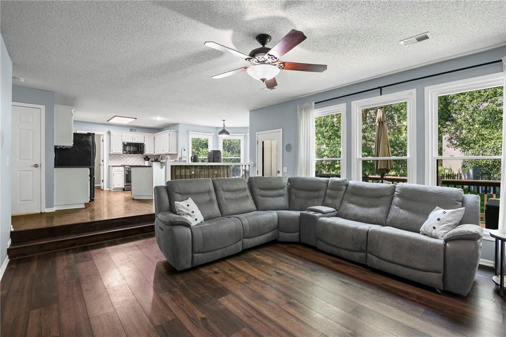 12496 S Shannan Circle