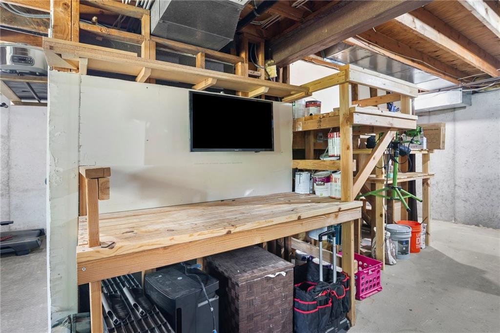 12496 S Shannan Circle