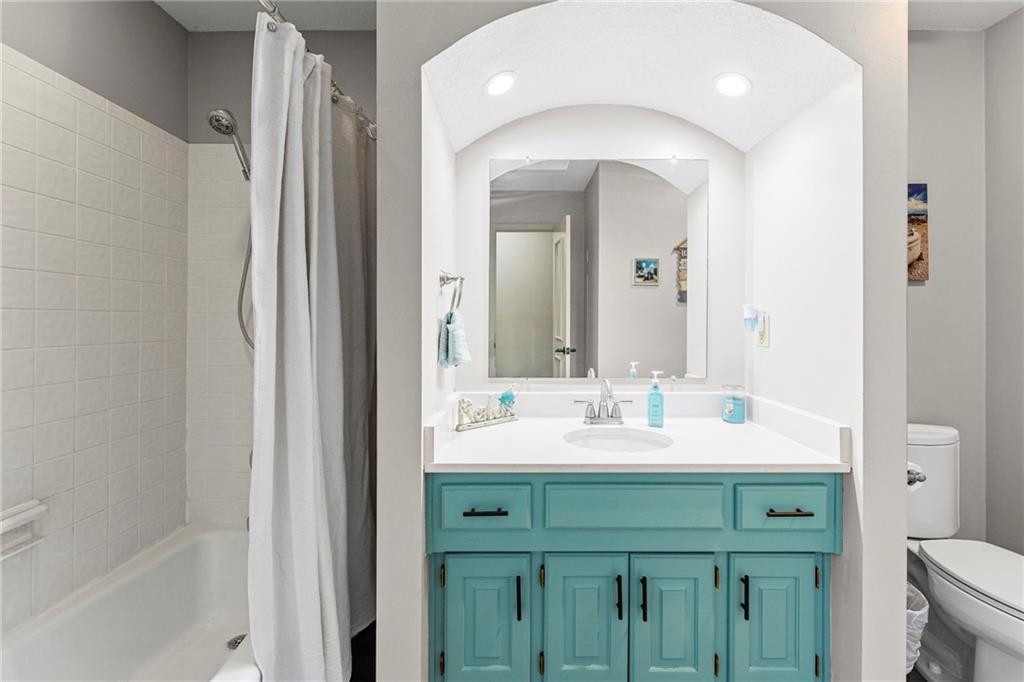 1113 NW Roanoke Drive