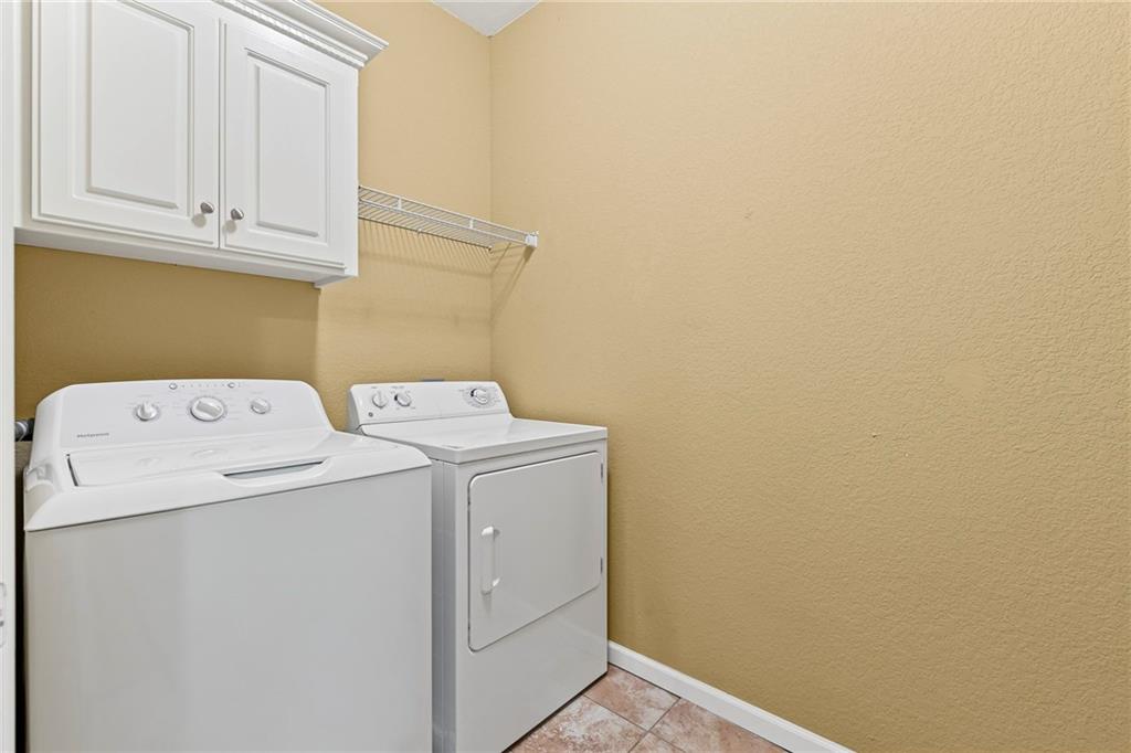 5245 Overland Drive Unit: D5