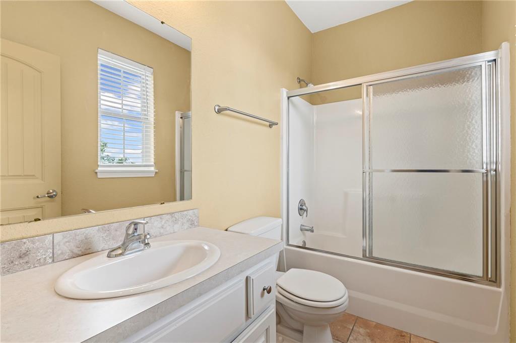 5245 Overland Drive Unit: D5