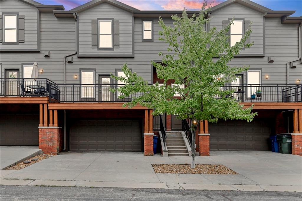 5245 Overland Drive Unit: D5