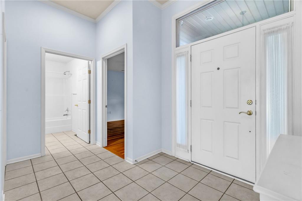 3413 S Victoria Drive