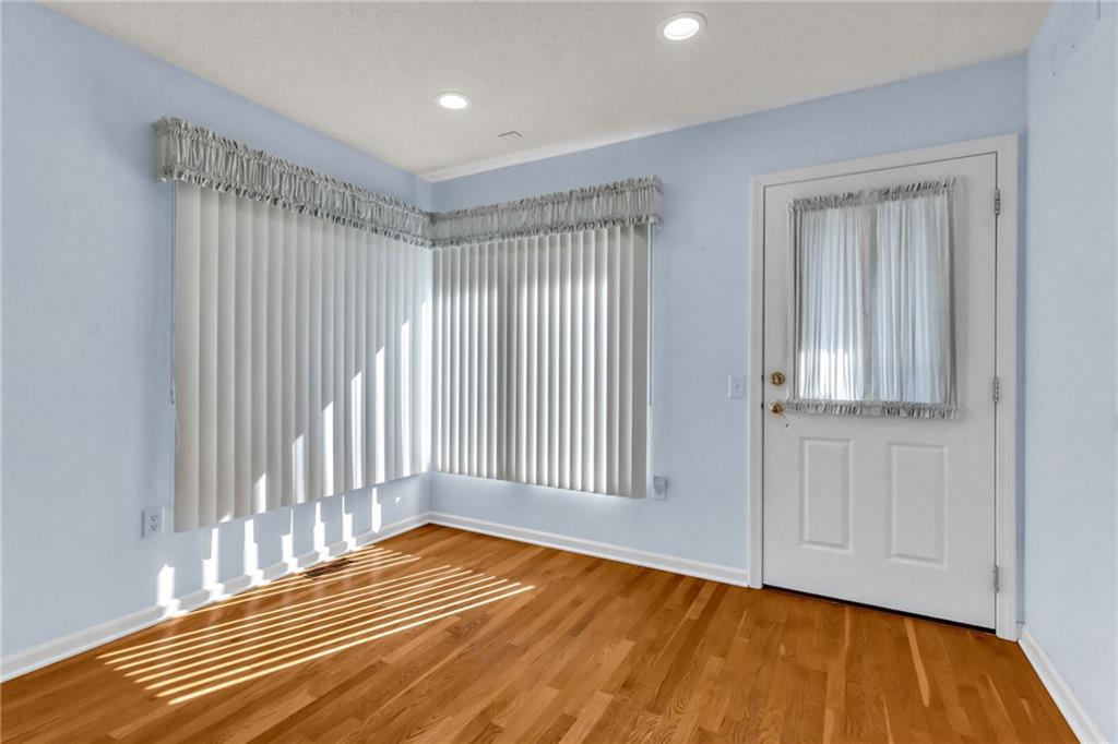 3413 S Victoria Drive